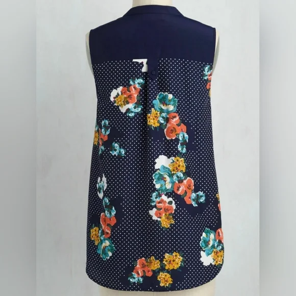 Modcloth Navy Blue Floral V Neck Tunic Sleeveless Cottagecore Top size Medium - Picture 2 of 14